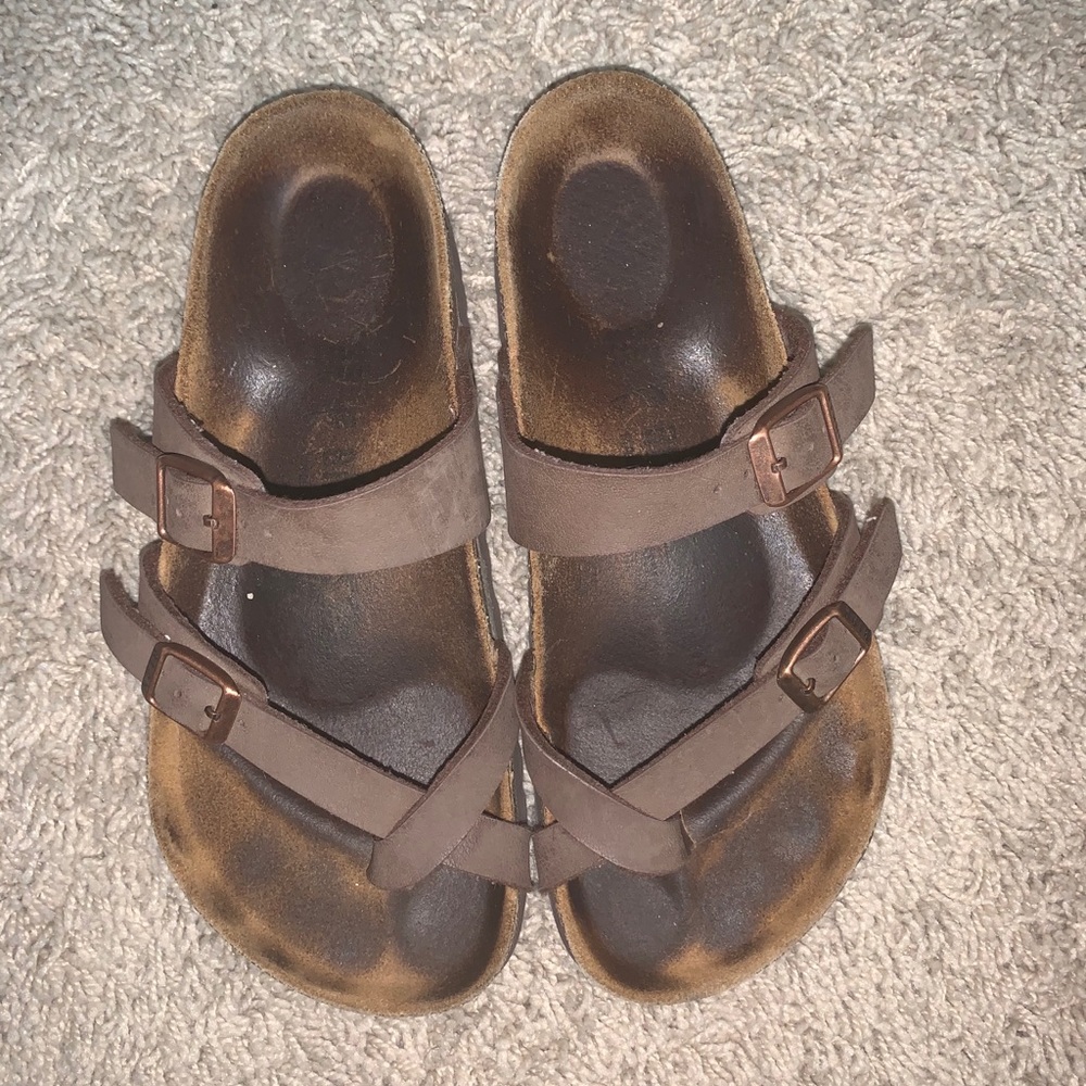 Mayari Birkenstock’s